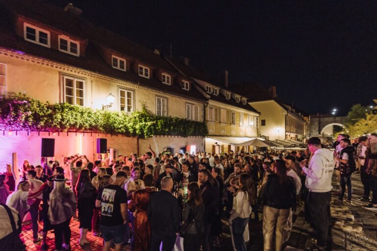 SUNSET PARTY – LENT